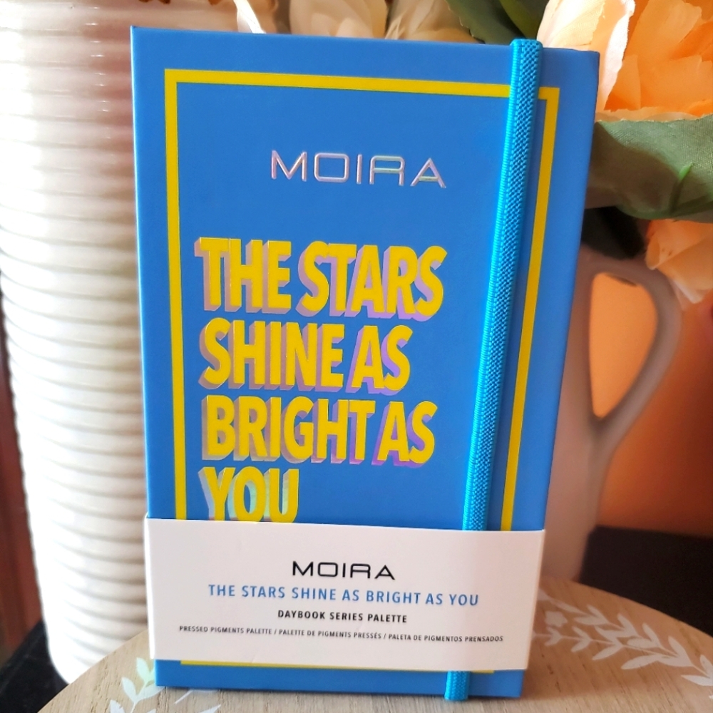Moira eyeshadow palette